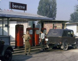 Tankstelle alt.jpg