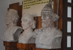 muzeu kastrioteve1.jpg