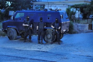 Spezialeinheiten der Polizei 2014 im Einsatz in Lazarat  