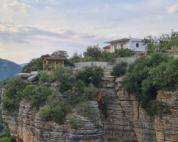 guesthouse bracaj.jpg